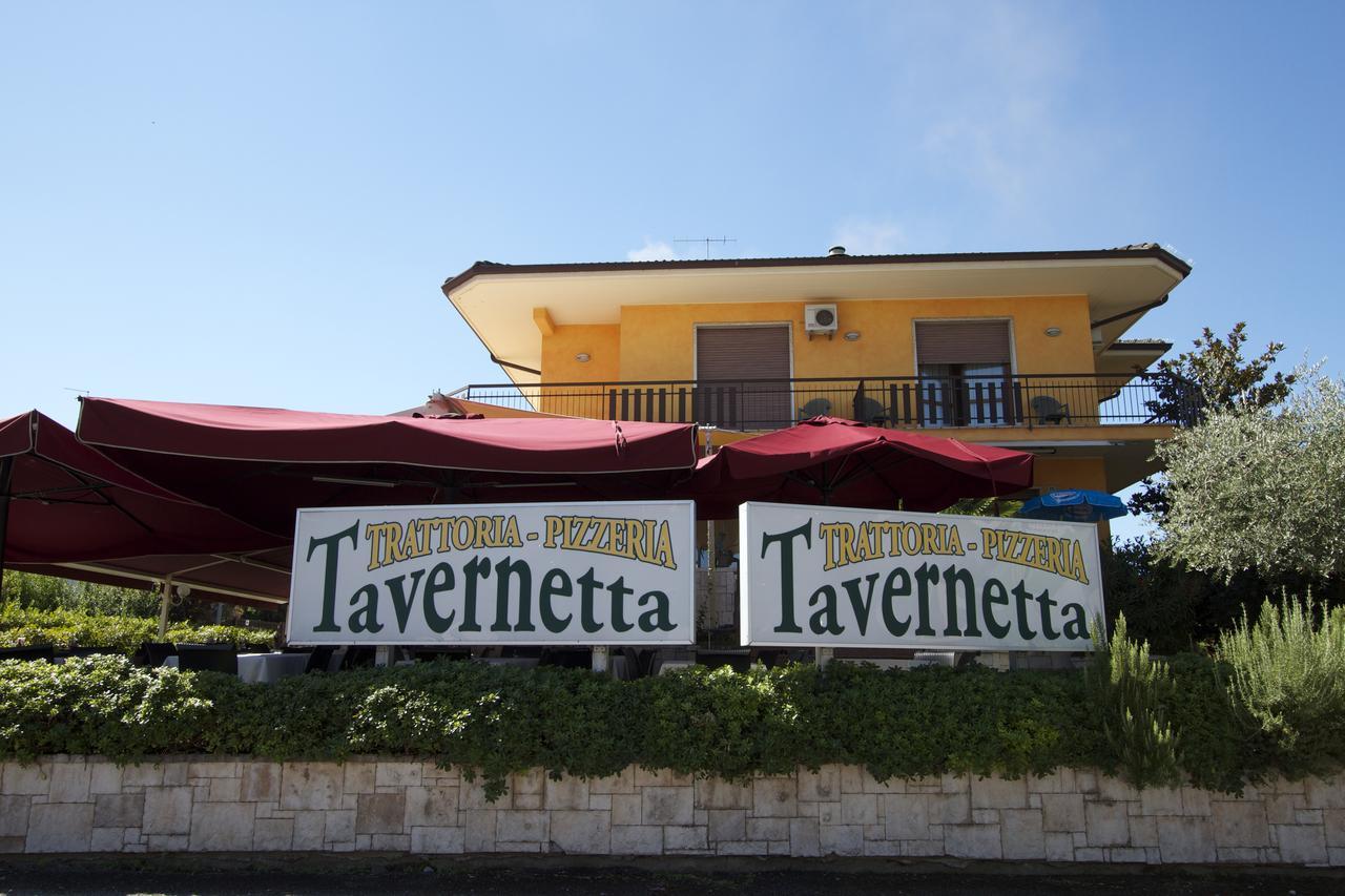 Albergo Tavernetta กัสเตลนูโอโว เดล การ์ดา ภายนอก รูปภาพ